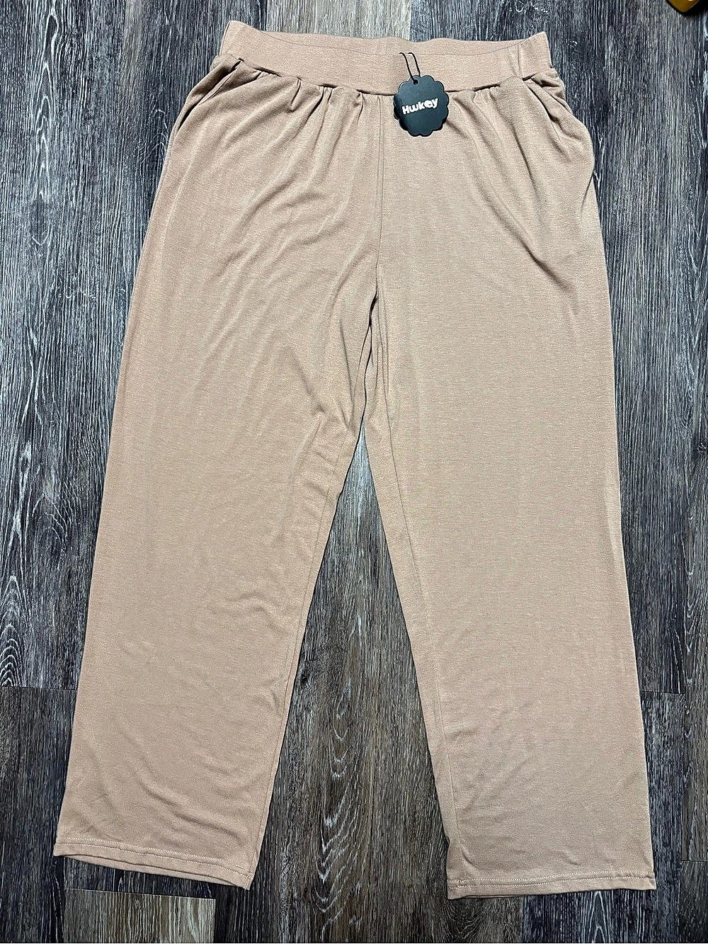 Hwkoy Straight Leg Pants in Brown XL NWT. 
Casual Pants Everyday Wear SKU#0146